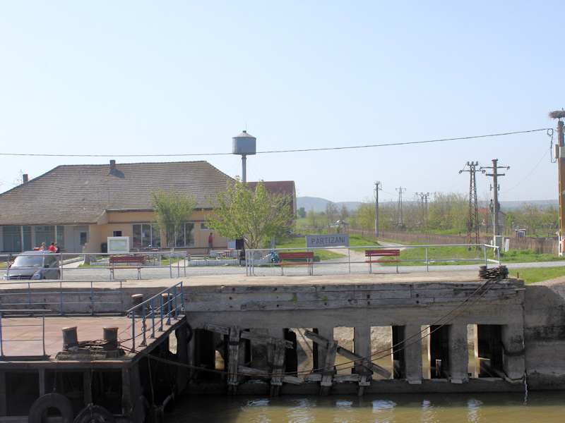 Anlegestelle in Partizani - Fahrt auf der Donau von Tulcea nach Sulina