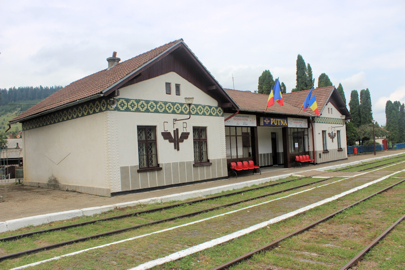 Der Bahnhof von Putna
