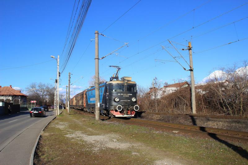 Foto: Einfahrt eines Güterzuges in Târgu Jiu Einfahrt eines Güterzuges in Târgu Jiu