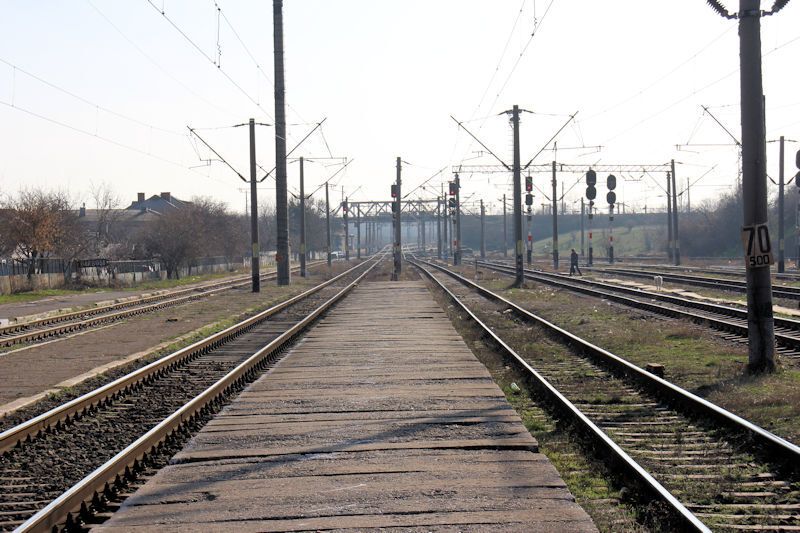 Der Bahnhof in Barboși - Blick in Richtung Brăila