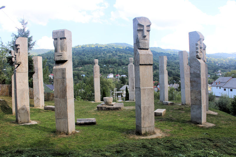Das Denkmal "Monumentul Martirilor Romani Moisei"  