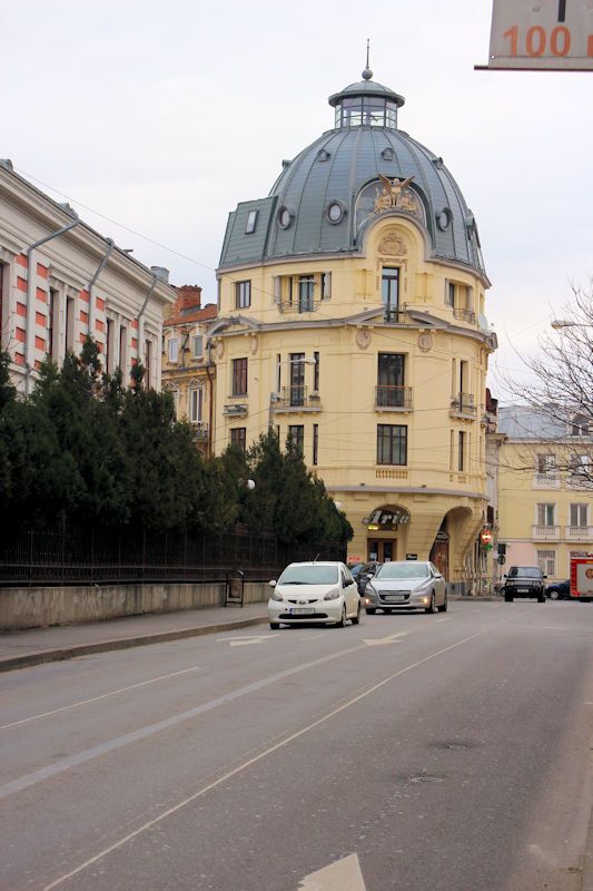 Foto: Am Bulevardul Ion C. Brătianu - Blick in Richtung Strada Colței Das Restaurant Aria Burger - Entlang des Bulevardul Ion C. Brătianu im Zentrum von Bukarest Entlang des Bulevardul Ion C. Brătianu im Zentrum von Bukarest
