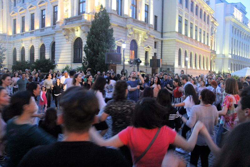 In der Altstadt von Bukarest - am Abend in Lipscani