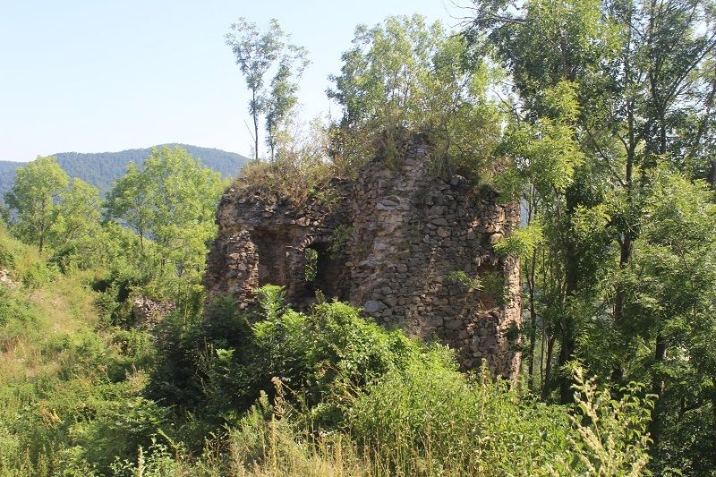 Die Burg Bologa bei Cluj Napoca (Klausenburg) Die Burg Bologa bei Cluj Napoca (Klausenburg)