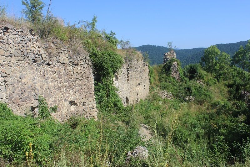 Die Burg Bologa bei Cluj Napoca (Klausenburg) Die Burg Bologa bei Cluj Napoca (Klausenburg)