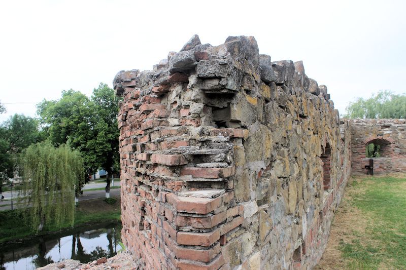 Die Burg Fagaras - Außenmauer Die Burg Fagaras - Außenmauer