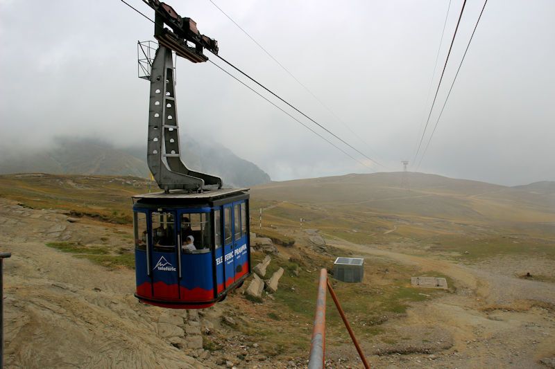 Foto: Fahrt mit der Seilbahn (Telecabina) auf das Bucegi Plateau