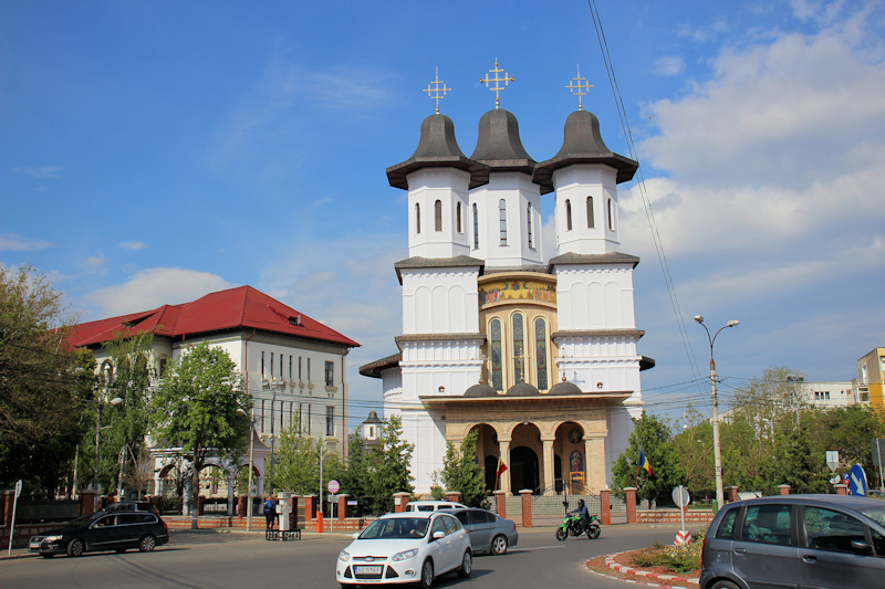 Orthodoxe Kirche und Sitz des Bischofs - Kathedrale "Inaltarea Domnului"