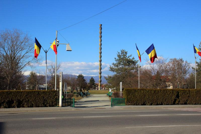 Eingang zum Park der Endlosen Säule