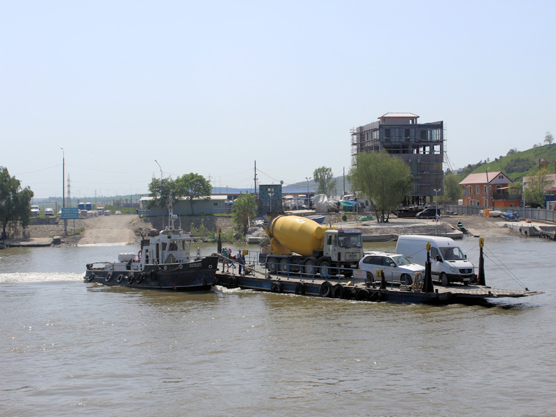 Kleine Donaufähre - Fahrt auf der Donau von Tulcea nach Sulina