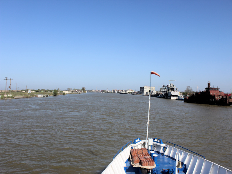 Blick auf Sulina - Fahrt auf der Donau von Tulcea nach Sulina