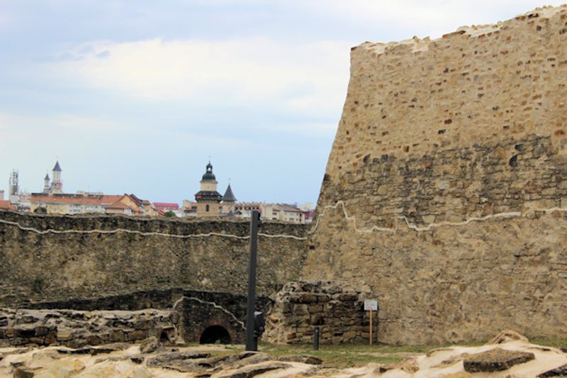 Die Festung von Suceava - Mai 2016 Die Festung von Suceava - Mai 2016