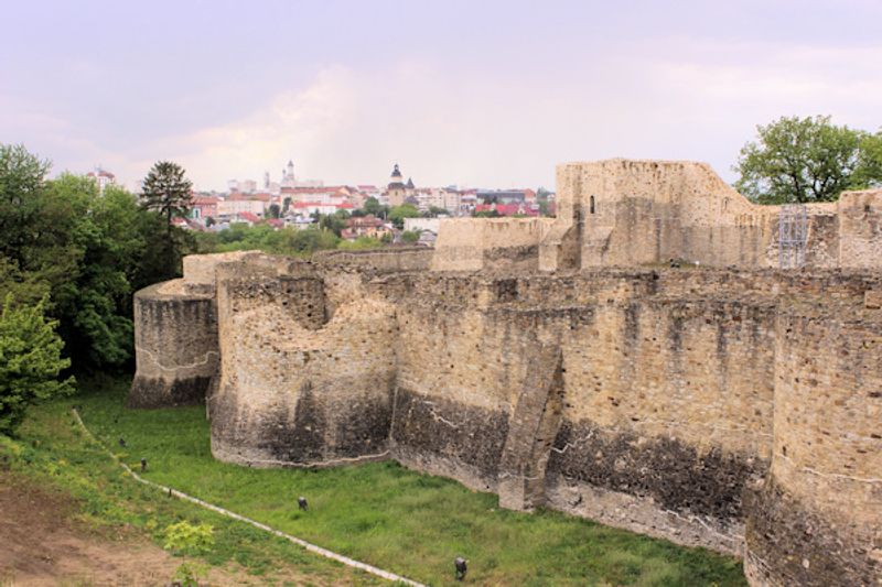 Die Festung von Suceava - Mai 2016 Die Festung von Suceava - Mai 2016