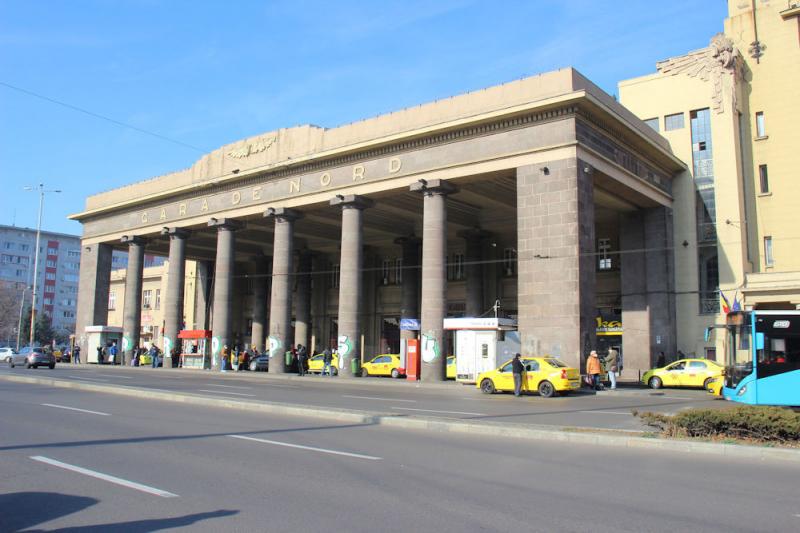 Foto: Eingang zum Bahnhof "Gara de Nord" in Bukarest Eingang zum Bahnhof "Gara de Nord" in Bukarest