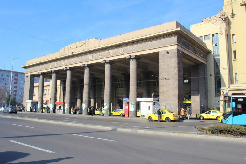 Eingang zum Bahnhof "Gara de Nord" in Bukarest