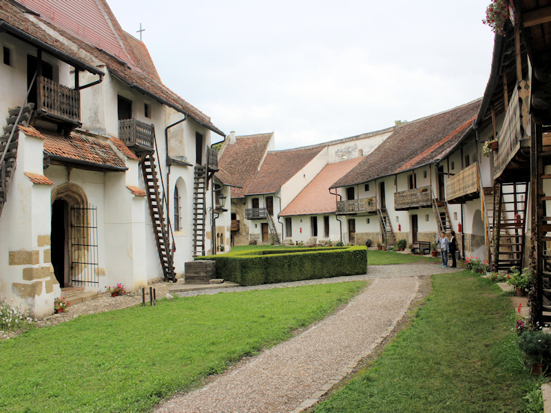 Die Kirchenburg in Hărman (Honigberg) bei Braşov (Kronstadt)