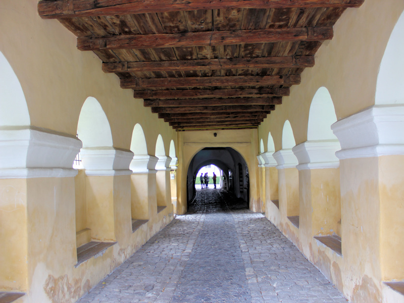 Die Kirchenburg in Hărman (Honigberg) bei Braşov (Kronstadt)