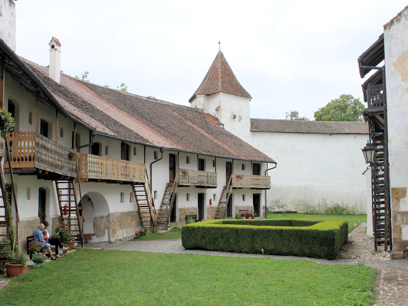 Die Kirchenburg in Hărman (Honigberg) bei Braşov (Kronstadt)