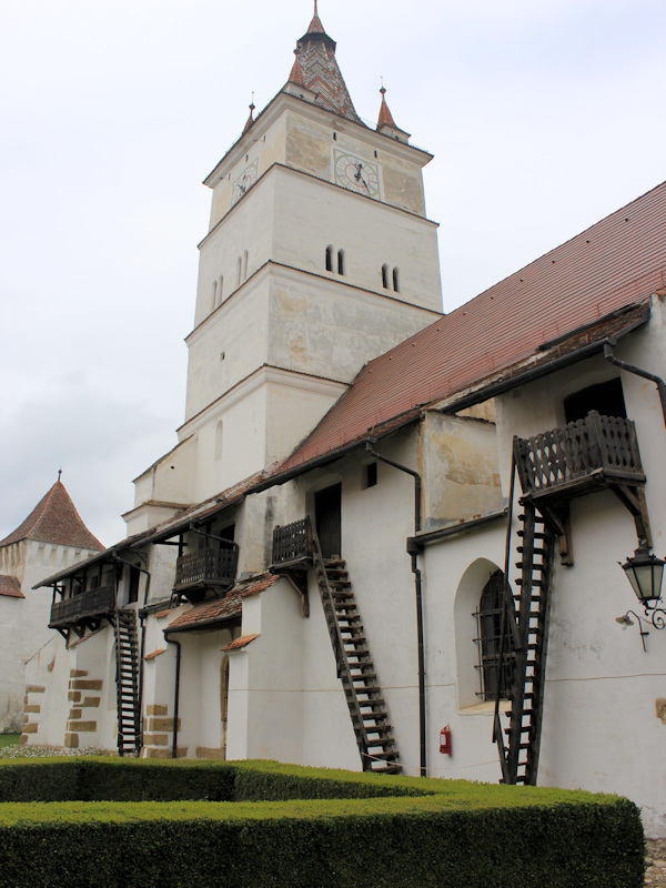 Die Kirchenburg in Hărman (Honigberg) bei Braşov (Kronstadt)