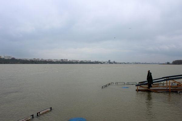 Leichtes Hochwasser der Donau in Rumänien im März 2016