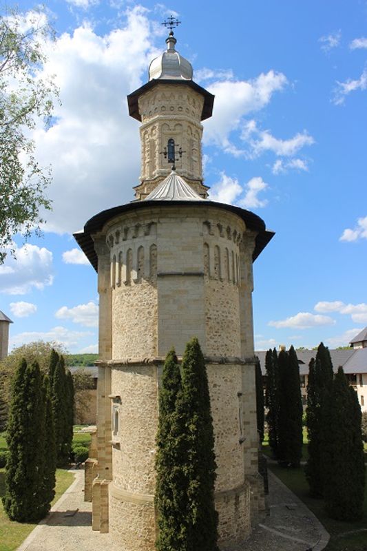 Das Kloster Dragomirna - Innenhof Das Kloster Dragomirna - Innenhof