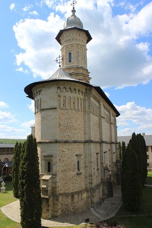 Das Kloster Dragomirna - Innenhof Das Kloster Dragomirna - Innenhof