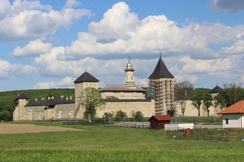 Das Kloster Dragomirna - Außenansicht Das Kloster Dragomirna - Außenansicht