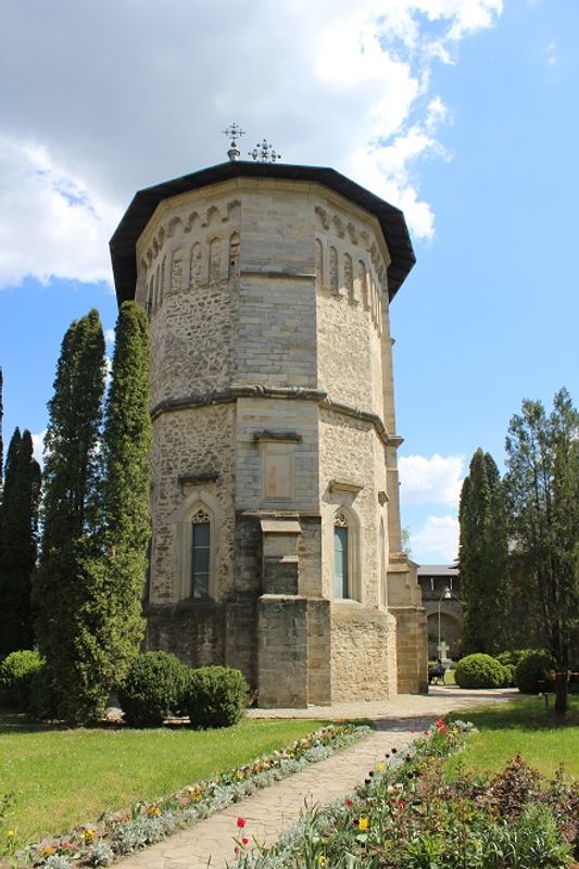 Das Kloster Dragomirna - Innenhof Das Kloster Dragomirna - Innenhof