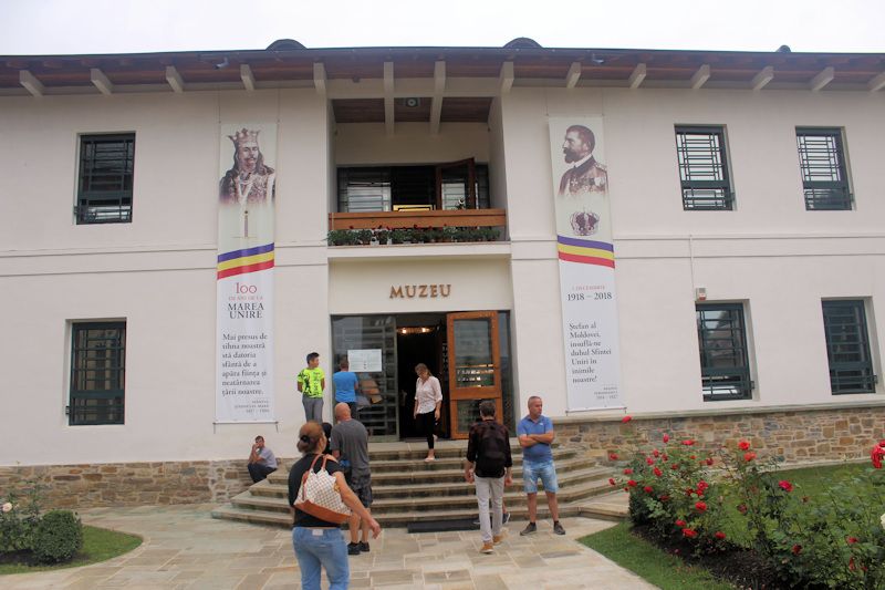 Museum auf dem Gelände des Klosters Puntna Museum auf dem Gelände des Klosters Puntna