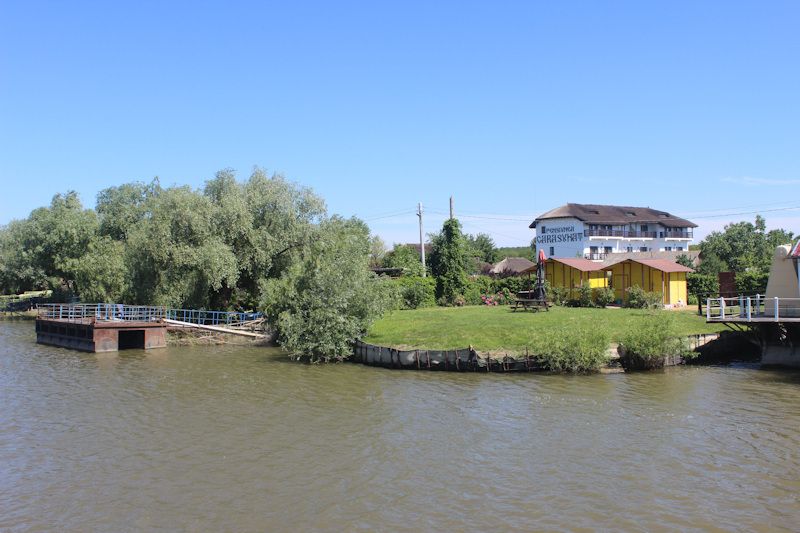 Foto: Anlegestelle von Baltenii de Jos Anlegestelle von Baltenii de Jos