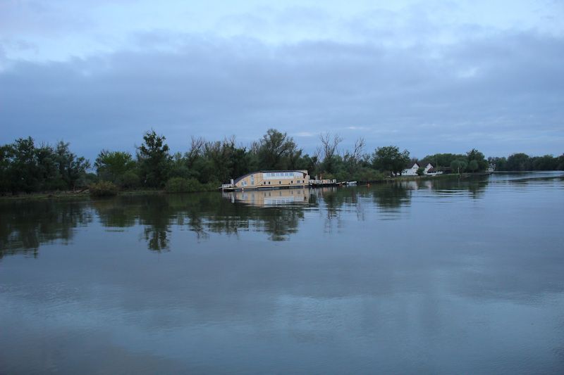 Foto: Morgens im Donaudelta bei Periprava - Fahrt von Periprava nach Tulcea Morgens im Donaudelta bei Periprava