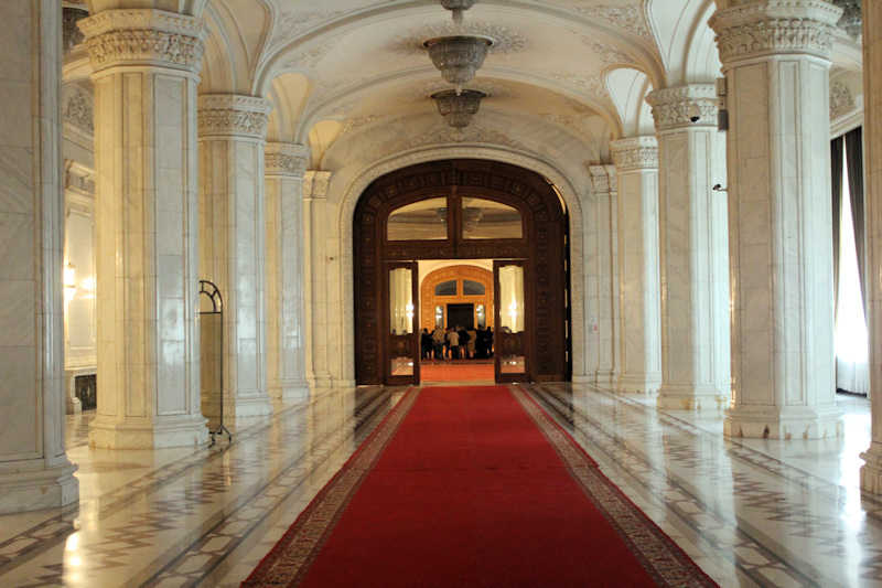 Im Parlamentspalast in Bukarest