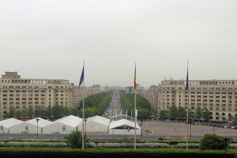 Blick vom Parlamentspalast in Bukarest