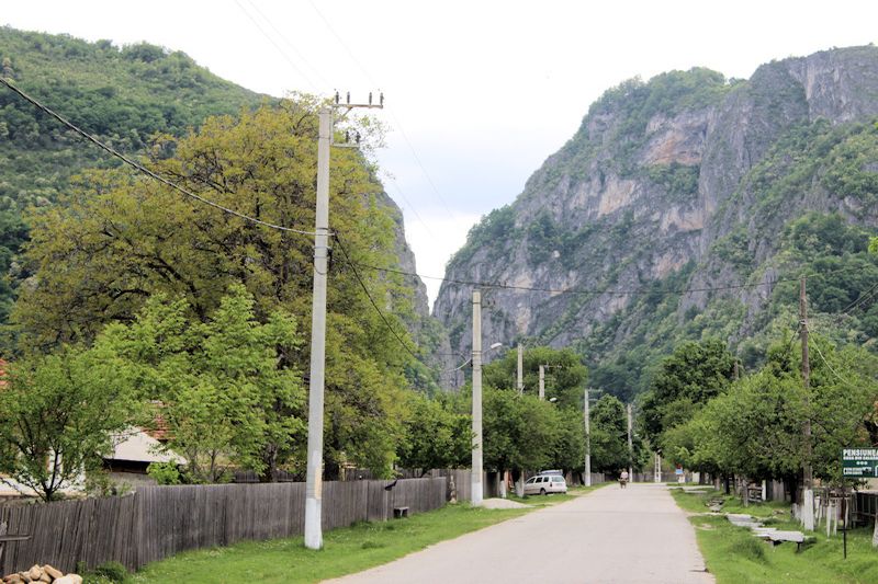In Polovragi In Polovragi