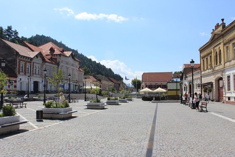 Im Zentrum von Râșnov (Rosenau)