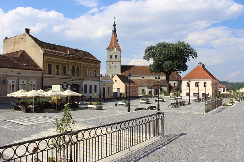 Im Zentrum von Râșnov (Rosenau)
