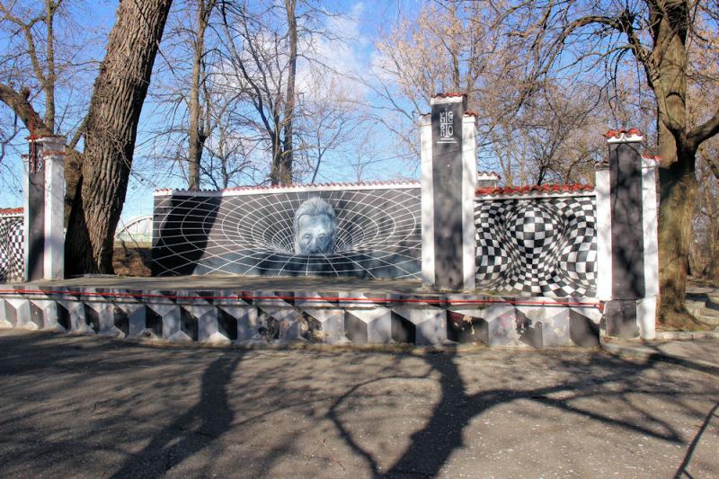 Foto: Im Constantin Brâncuşi Park im Zentrum von Târgu Jiu Im Constantin Brâncuşi Park im Zentrum von Târgu Jiu