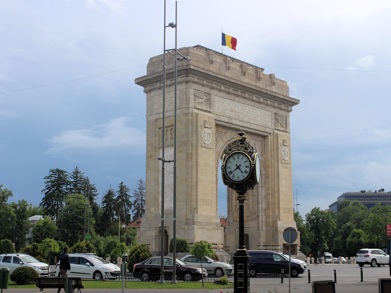 Triumphbogen (Bukarest) - Arcul de Triumf in Bukarest
