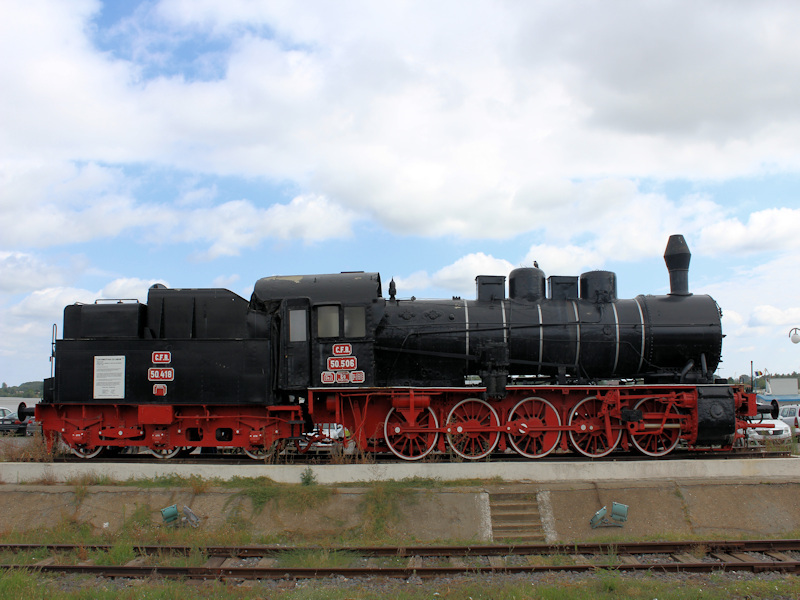 Alte Dampflok am Bahnhof von Tulcea