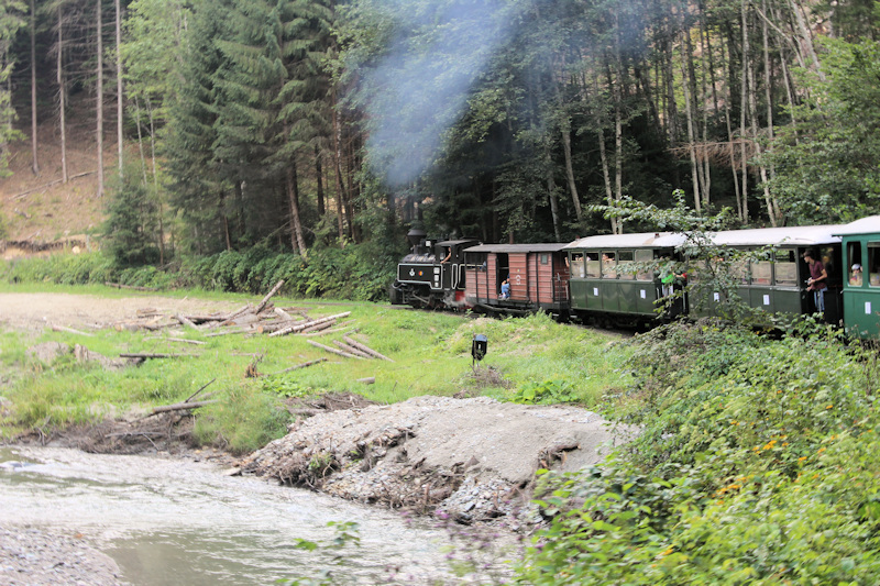 Fahrt mit der Wassertalbahn (Mocănița)