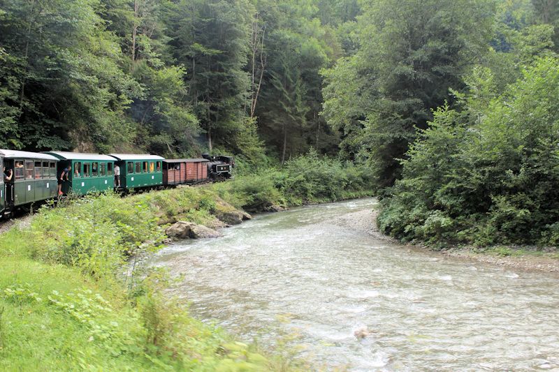 Fahrt mit der Wassertalbahn (Mocănița) Fahrt mit der Wassertalbahn (Mocănița)